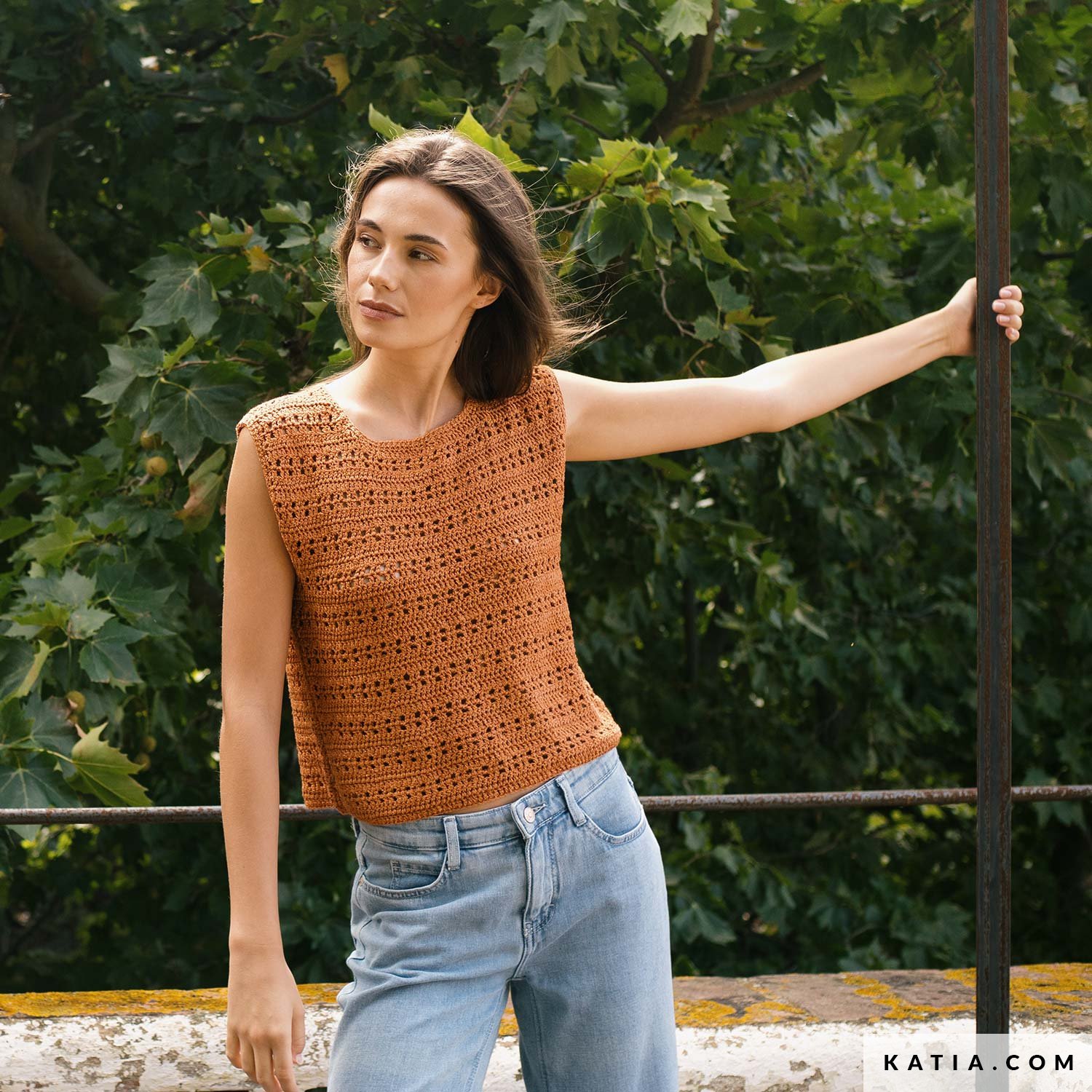 pattern-knit-crochet-woman-top-spring-summer-katia-7695-1-g